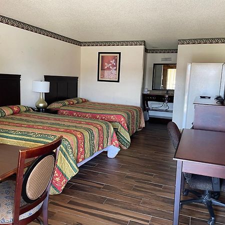 Granbury Inn And Suites Extérieur photo
