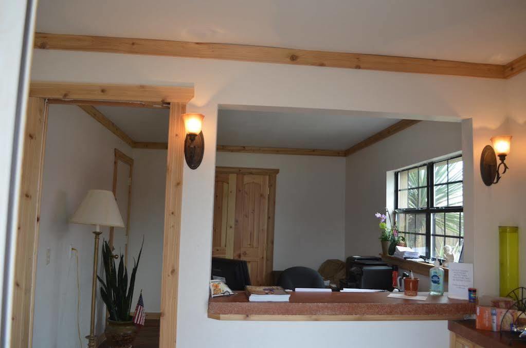 Granbury Inn And Suites Extérieur photo